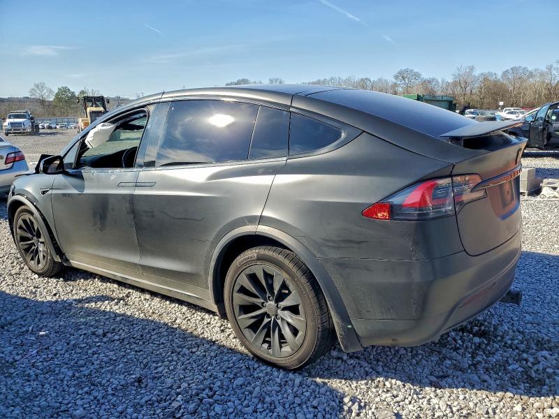 Фото 2 - TESLA MODEL X