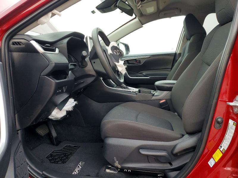 Фото 7 - TOYOTA RAV4