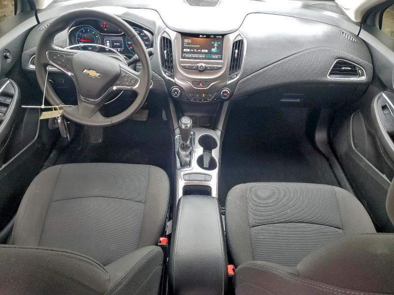 Фото 8 - CHEVROLET CRUZE