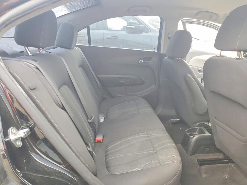 Фото 10 - CHEVROLET SONIC