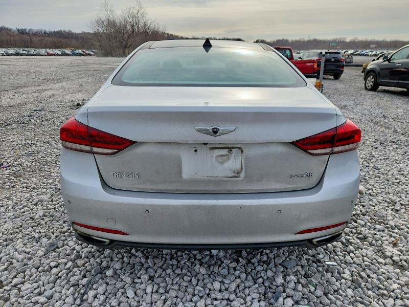 Фото 6 - HYUNDAI GENESIS