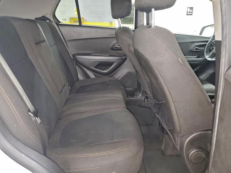 Фото 10 - CHEVROLET TRAX