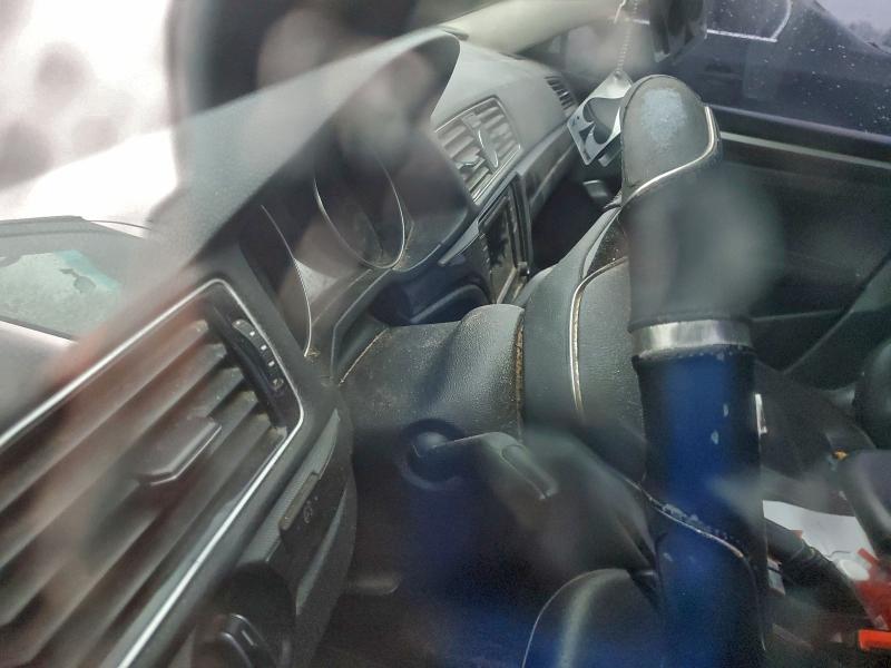 Фото 9 - VOLKSWAGEN PASSAT