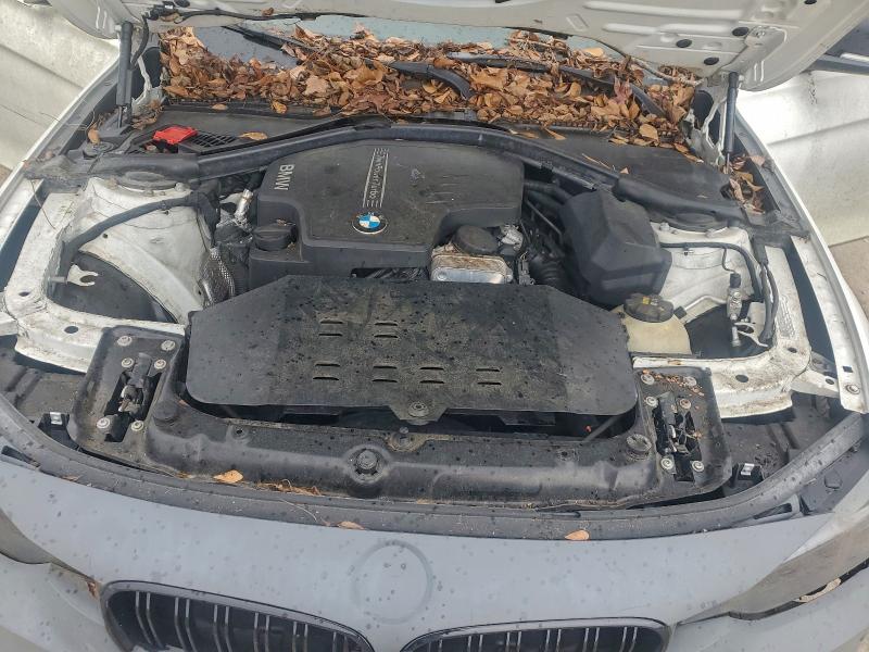 Фото 11 - BMW 3 SERIES