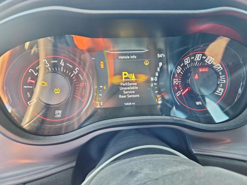 Фото 9 - DODGE CHALLENGER