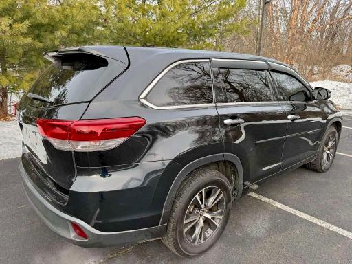 Фото 3 - TOYOTA HIGHLANDER