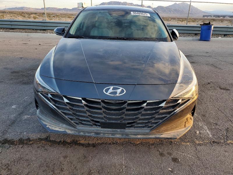 Фото 5 - HYUNDAI ELANTRA