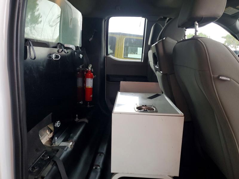 Фото 11 - FORD F-150