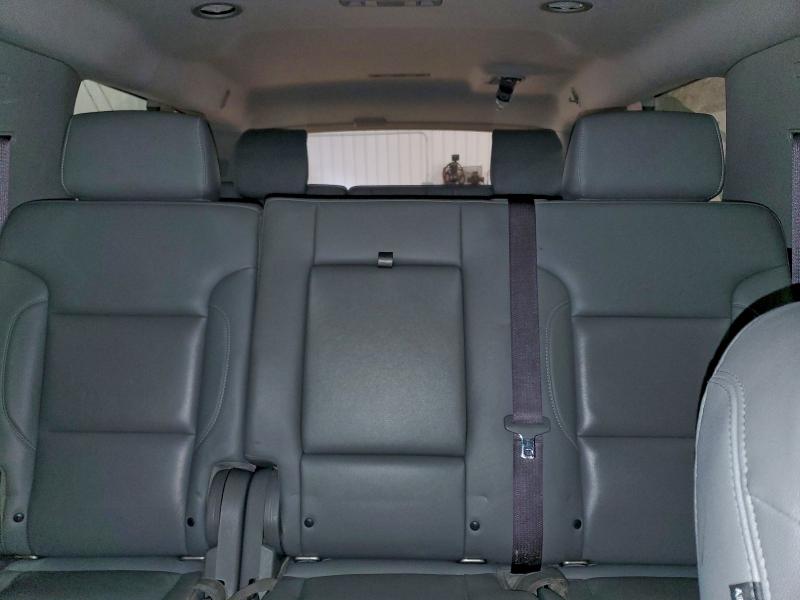 Фото 10 - CHEVROLET SUBURBAN