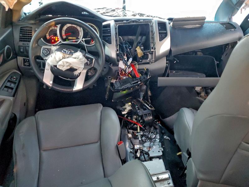 Фото 8 - TOYOTA TACOMA