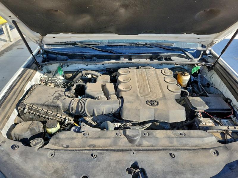 Фото 12 - TOYOTA 4RUNNER