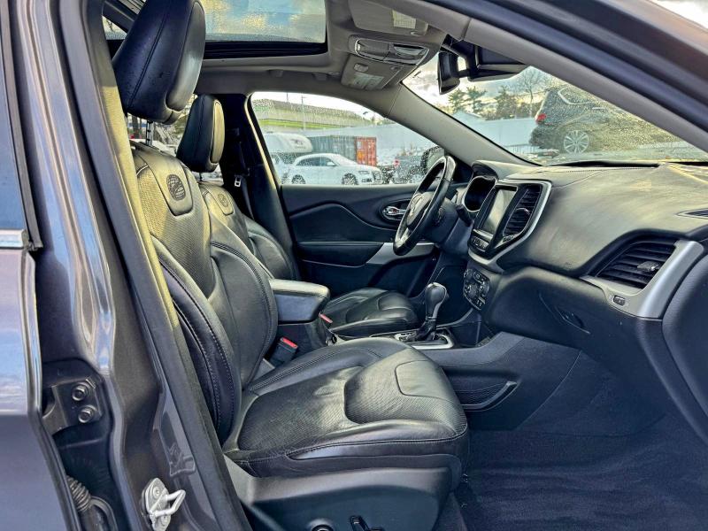 Фото 8 - JEEP CHEROKEE