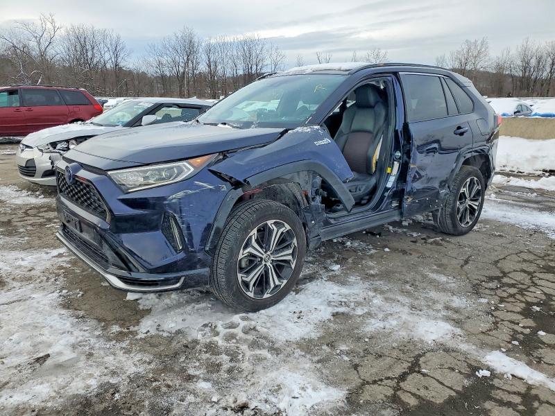 Фото 1 - TOYOTA RAV4
