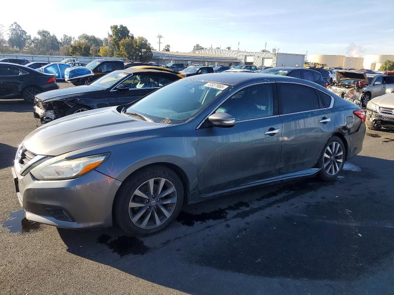 Фото 1 - NISSAN ALTIMA