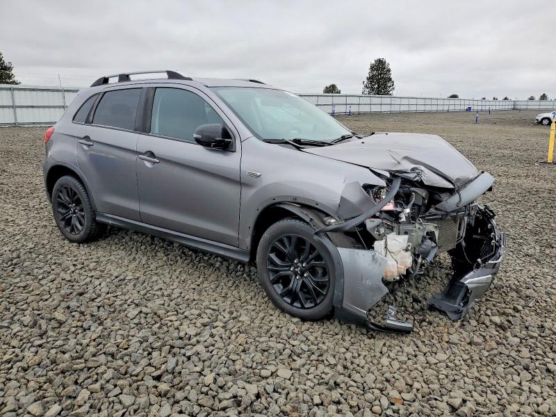 Фото 4 - MITSUBISHI OUTLANDER