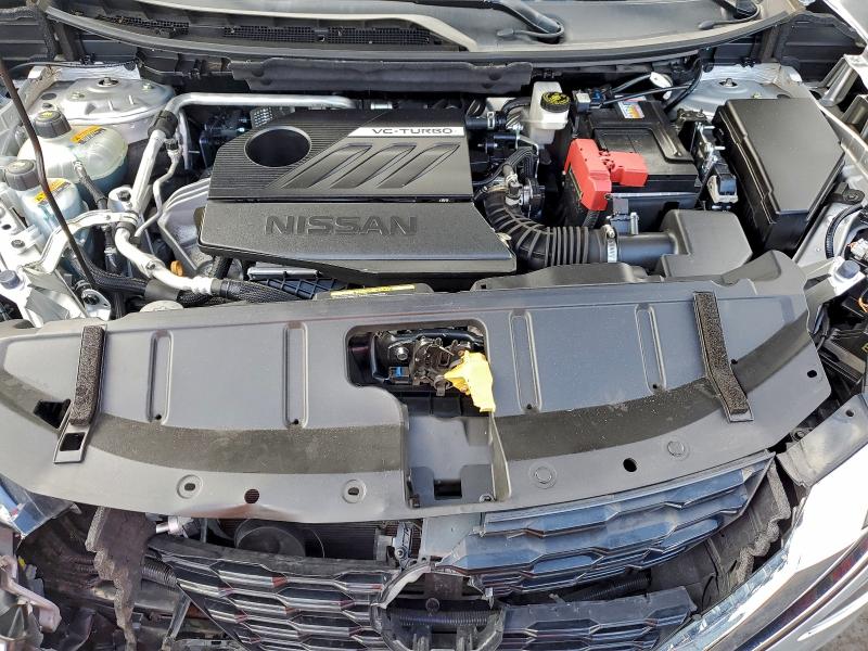 Фото 12 - NISSAN ROGUE