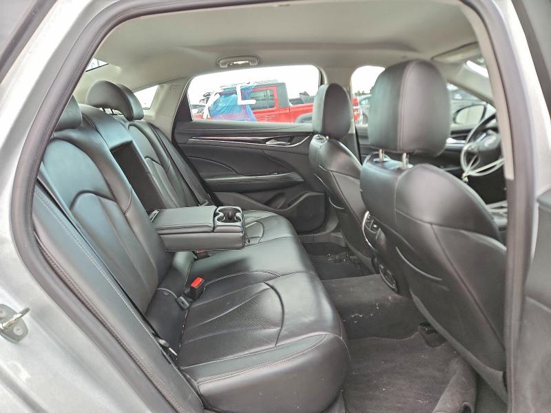 Фото 10 - BUICK LACROSSE