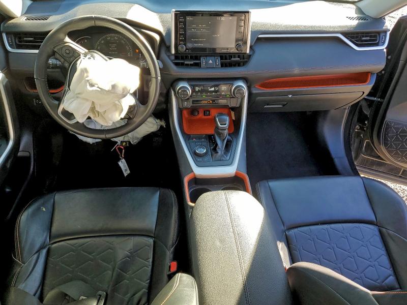 Фото 8 - TOYOTA RAV4