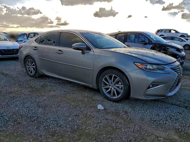 LEXUS ES300 2016 VIN JTHBW1GG3G2126950