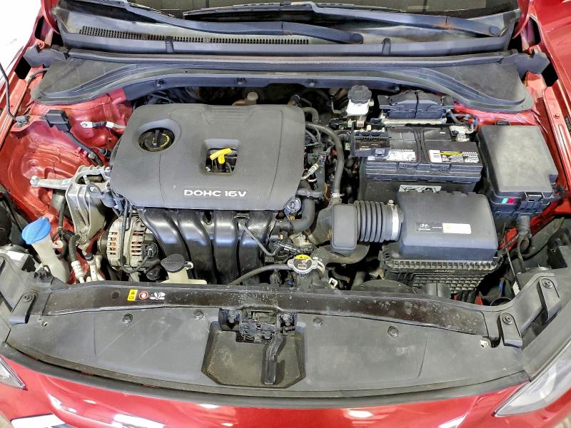 Фото 11 - HYUNDAI ELANTRA