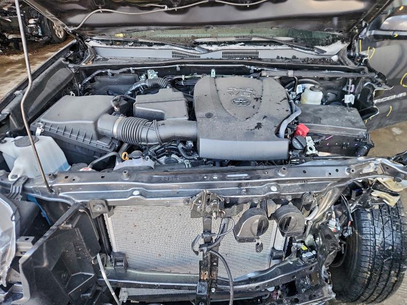 Фото 11 - TOYOTA TACOMA