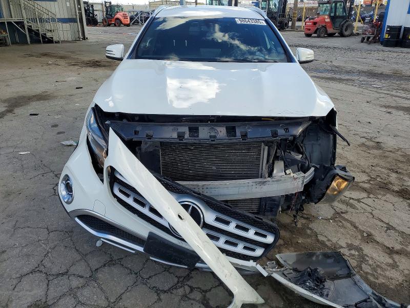 Фото 5 - MERCEDES-BENZ GLA-CLASS