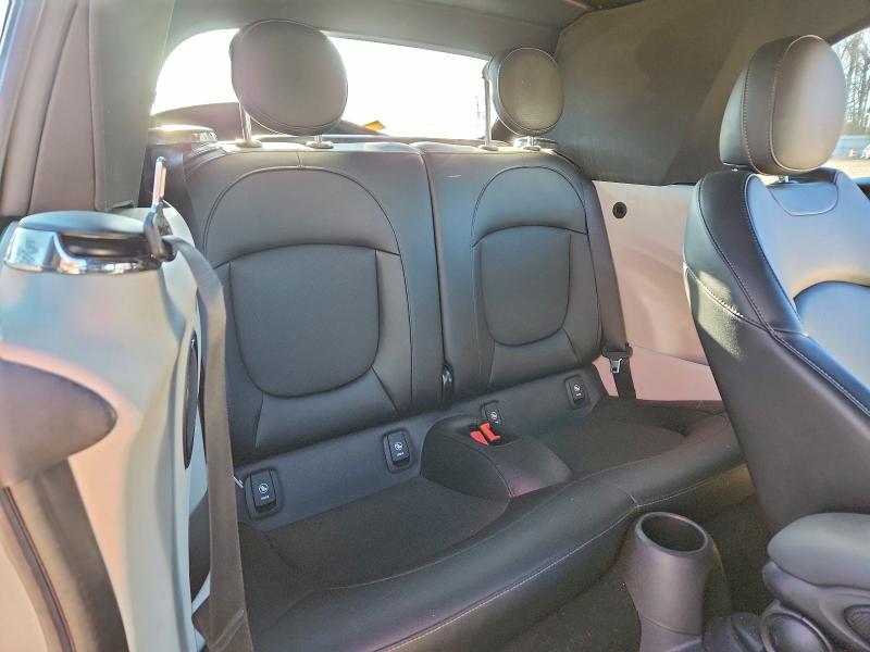 Фото 10 - MINI COOPER