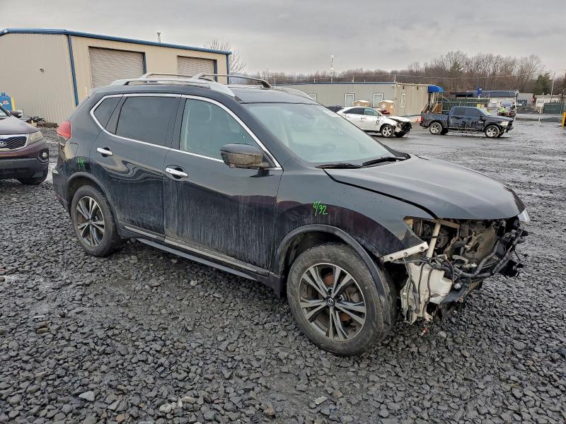 Фото 4 - NISSAN ROGUE