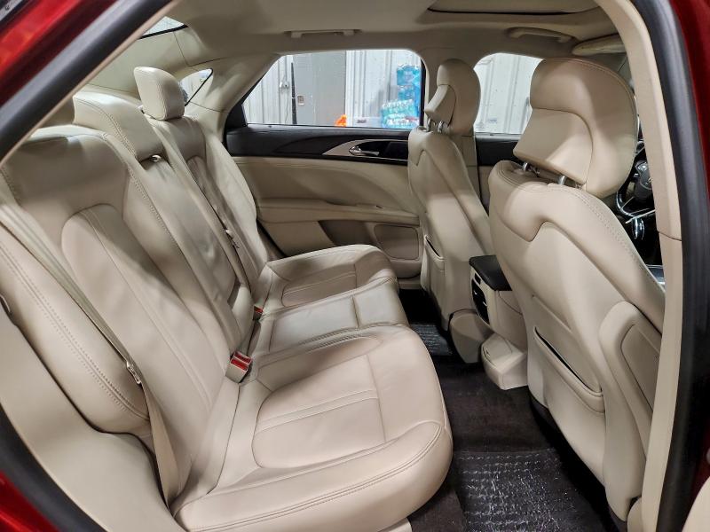 Фото 10 - LINCOLN MKZ