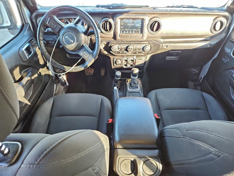 Фото 8 - JEEP GLADIATOR