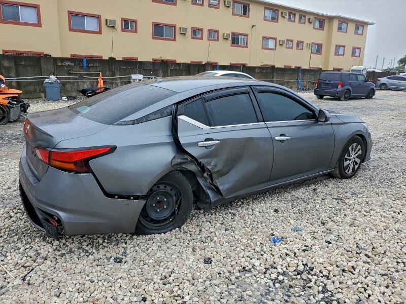 Фото 3 - NISSAN ALTIMA