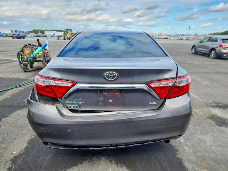 Фото 6 - TOYOTA CAMRY