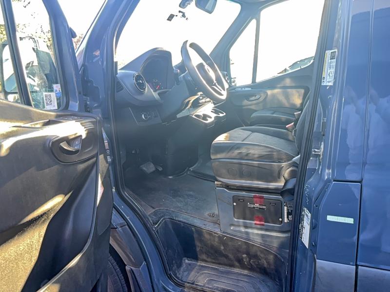 MERCEDES-BENZ SPRINTER 2019 VIN WD4PF1CD8KP143442