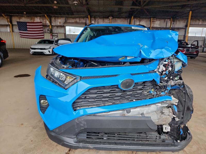 Фото 5 - TOYOTA RAV4