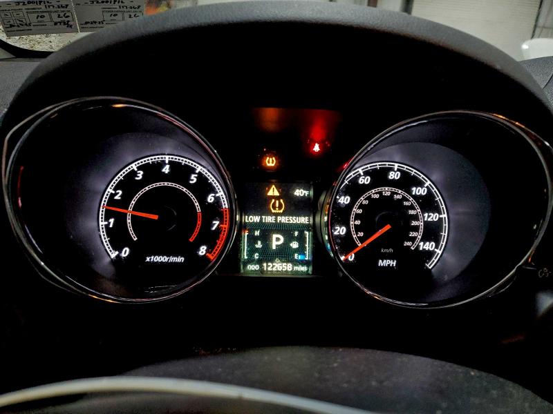 Фото 9 - MITSUBISHI OUTLANDER