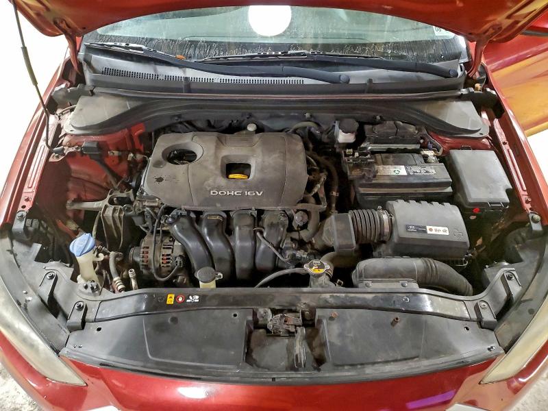 Фото 11 - HYUNDAI ELANTRA