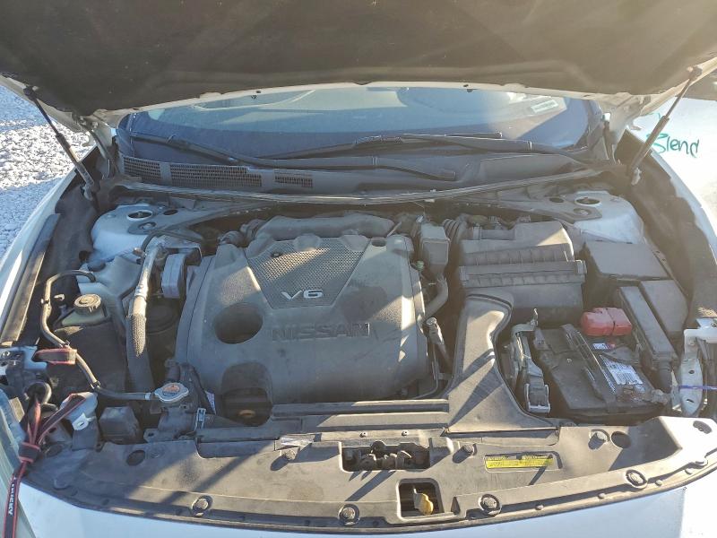 Фото 11 - NISSAN MAXIMA