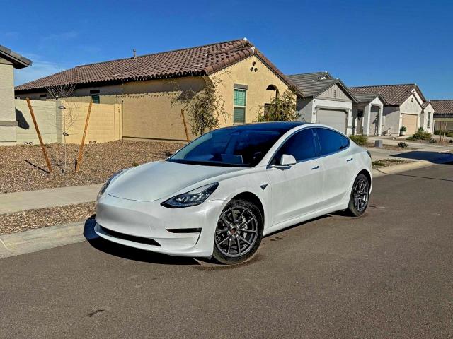 Фото 2 - TESLA MODEL 3
