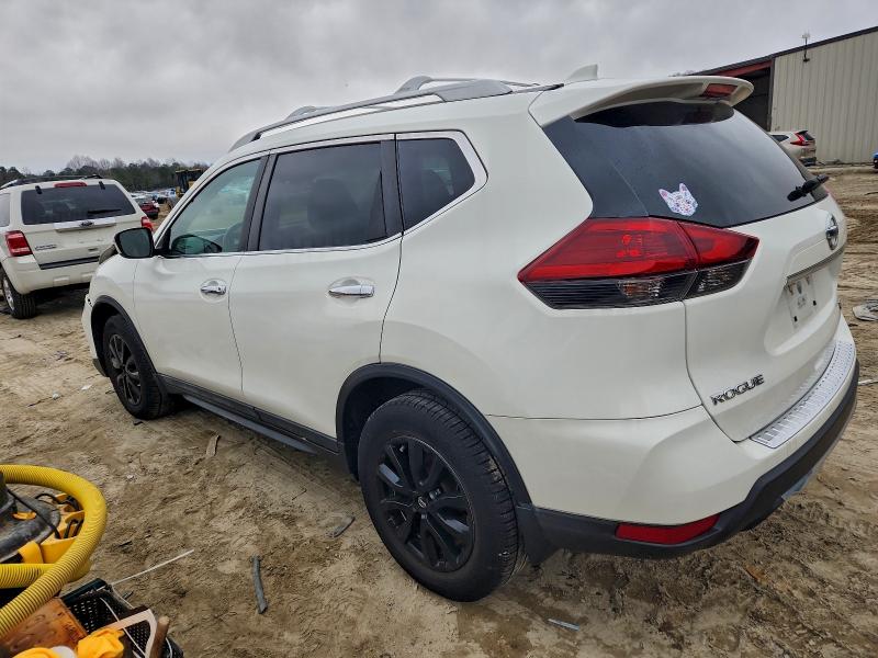 Фото 2 - NISSAN ROGUE