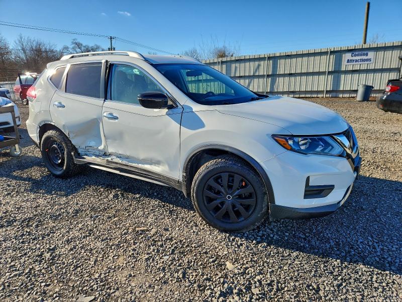 Фото 4 - NISSAN ROGUE