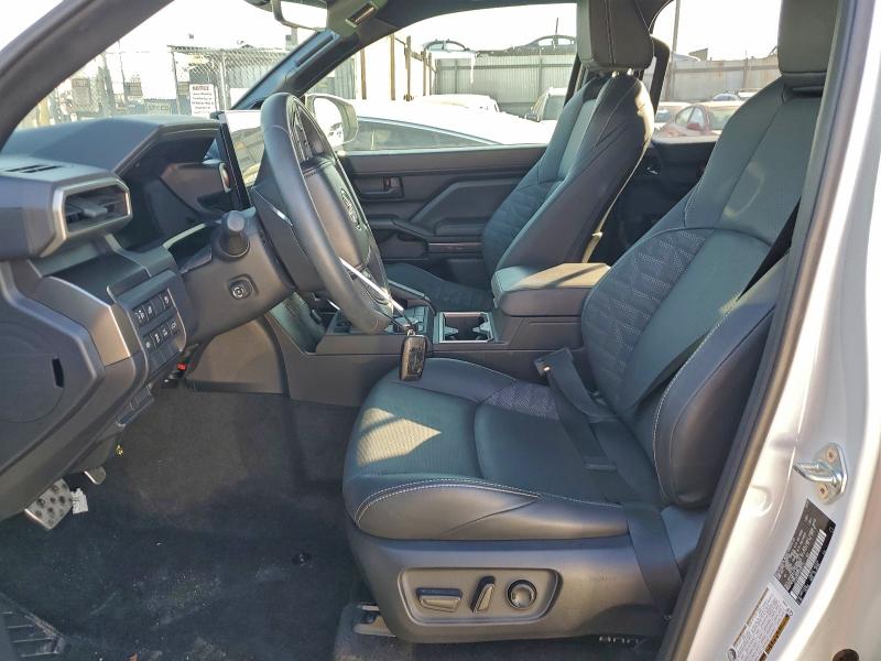 Фото 7 - TOYOTA 4RUNNER