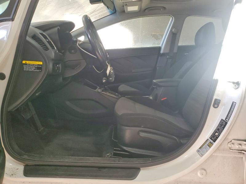 Фото 7 - KIA FORTE