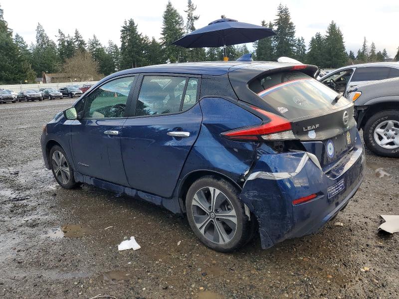 Фото 2 - NISSAN LEAF