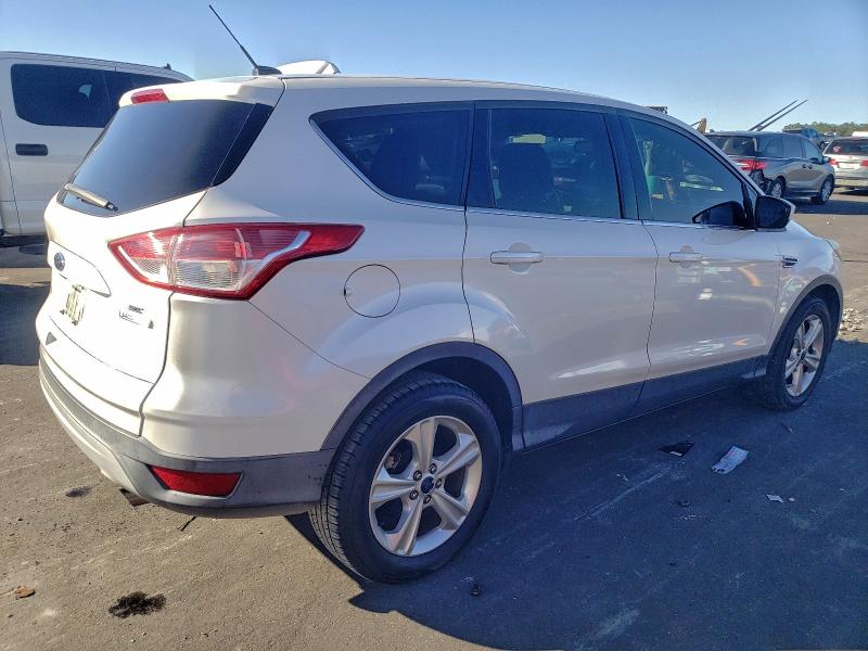 Фото 3 - FORD ESCAPE