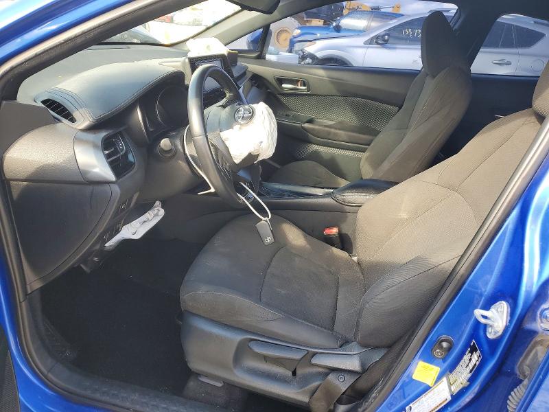 Фото 7 - TOYOTA C-HR