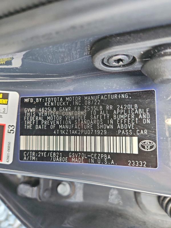 Фото 13 - TOYOTA CAMRY