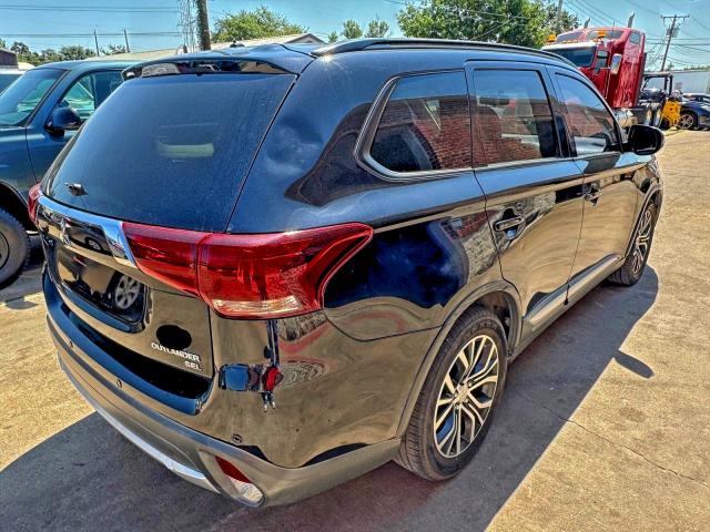 Фото 4 - MITSUBISHI OUTLANDER