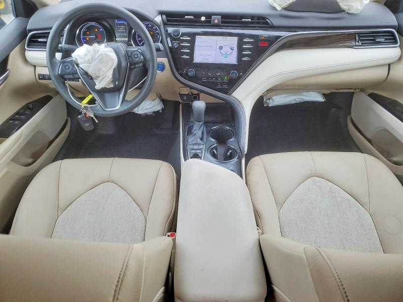 Фото 8 - TOYOTA CAMRY