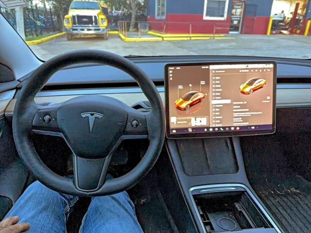 Фото 9 - TESLA MODEL 3