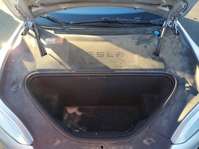 Фото 11 - TESLA MODEL S